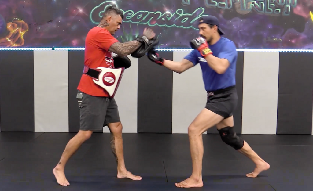 Coach Billy Fonua and Bellator's AJ Matthews invites you for a FREE technique from their LATEST instructional!