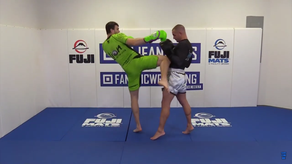 Landing The Rear Knee To The Ribs With Artem Levin