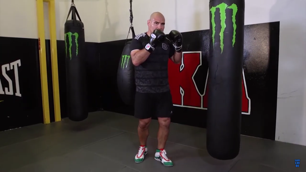 How To Close The Gap With Your Jab Like Former UFC Heavyweight Champ Cain Velasquez